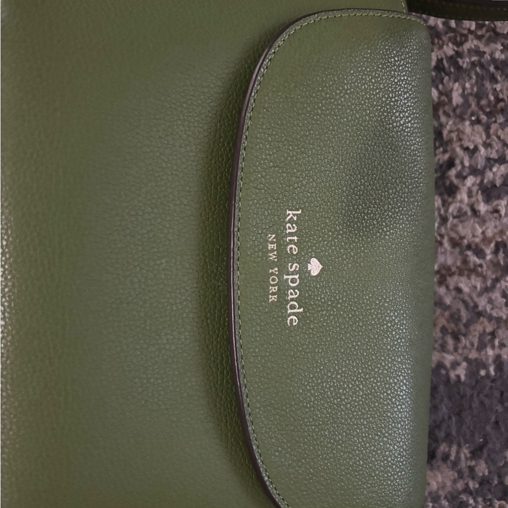Kate Spade Green Crossbody Bag with Flap Closure - Picture 2 of 3